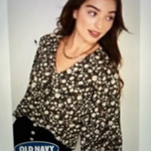 Floral long sleeve blouse